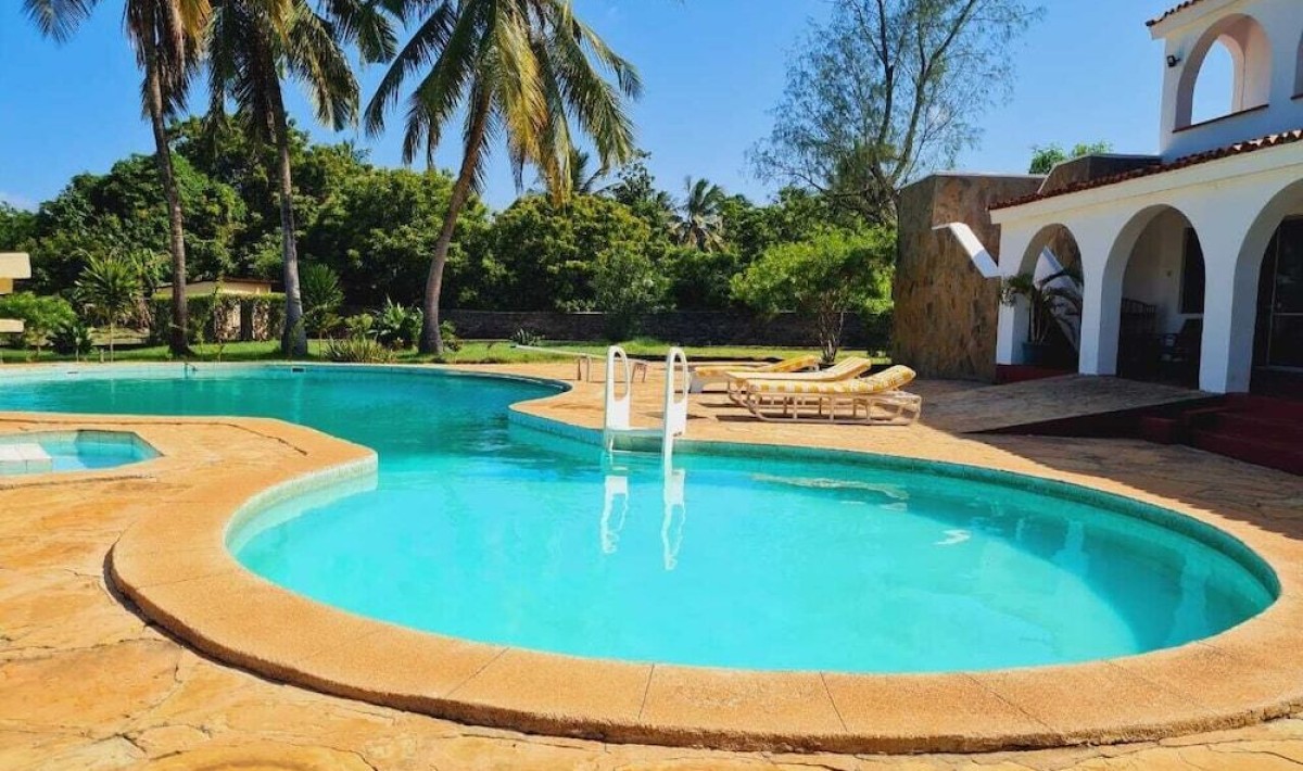 Lux Suites Sanuna Villas Diani - Immagine 1