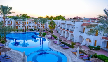 Dive Inn Resort