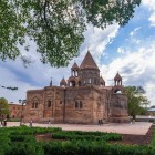 Catedrala Mamă din Echmiadzin, dedicată Maicii Domnului și construită între anii 301 și 303, este cea mai veche biserică creștină din Armenia și din fosta Uniune Sovietică.