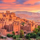 Ait-Ben-Haddou, ksar sau sat fortificat din provincia Ouarzazate, Maroc. Un exemplu remarcabil al arhitecturii din sudul Marocului.