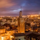 Great Mosque of Tangier, construită în secolul al XVI-lea, este situată în cartierul Grand Socco din medina istorică și este unul dintre cele mai importante monumente religioase ale orașului.