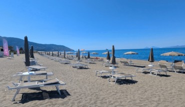 Patti Beach Resort