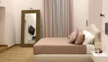 5 bedrooms appartement at Napoli 500 m away from the beach with sea view and wifi