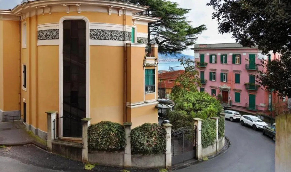 900 Napoli Liberty Style - Immagine 1