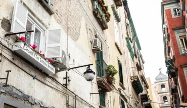 A Fenestrella E San Gregorio Armeno