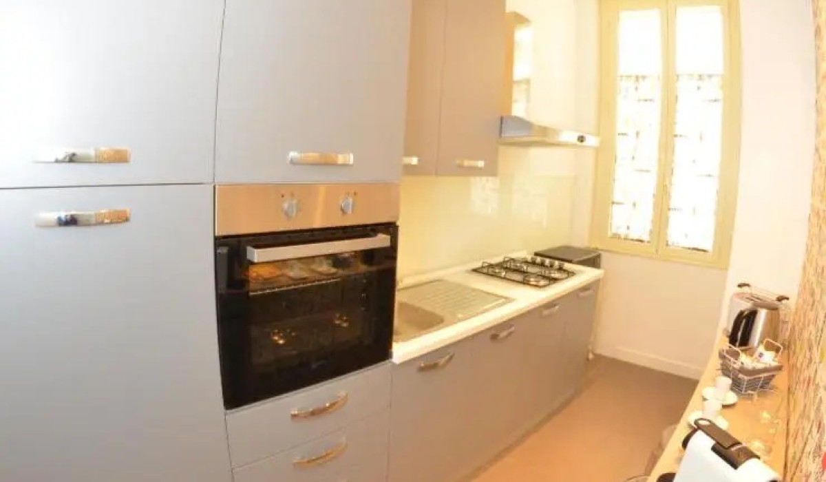 Acacia Apartment Naples Short Lease - Immagine 2